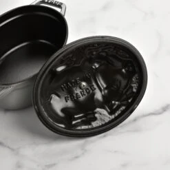 Staub 1-quart Graphite Gray Cast Iron Pig Cocotte 15 Staub 1-quart Graphite Gray Cast Iron Pig Cocotte -Zwilling Shop DSC 0587