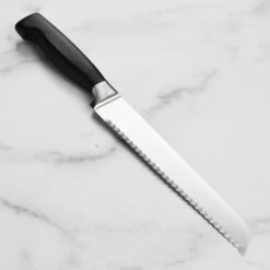 Zwilling Four Star 8" Bread Knife -Zwilling Shop DSC 0660