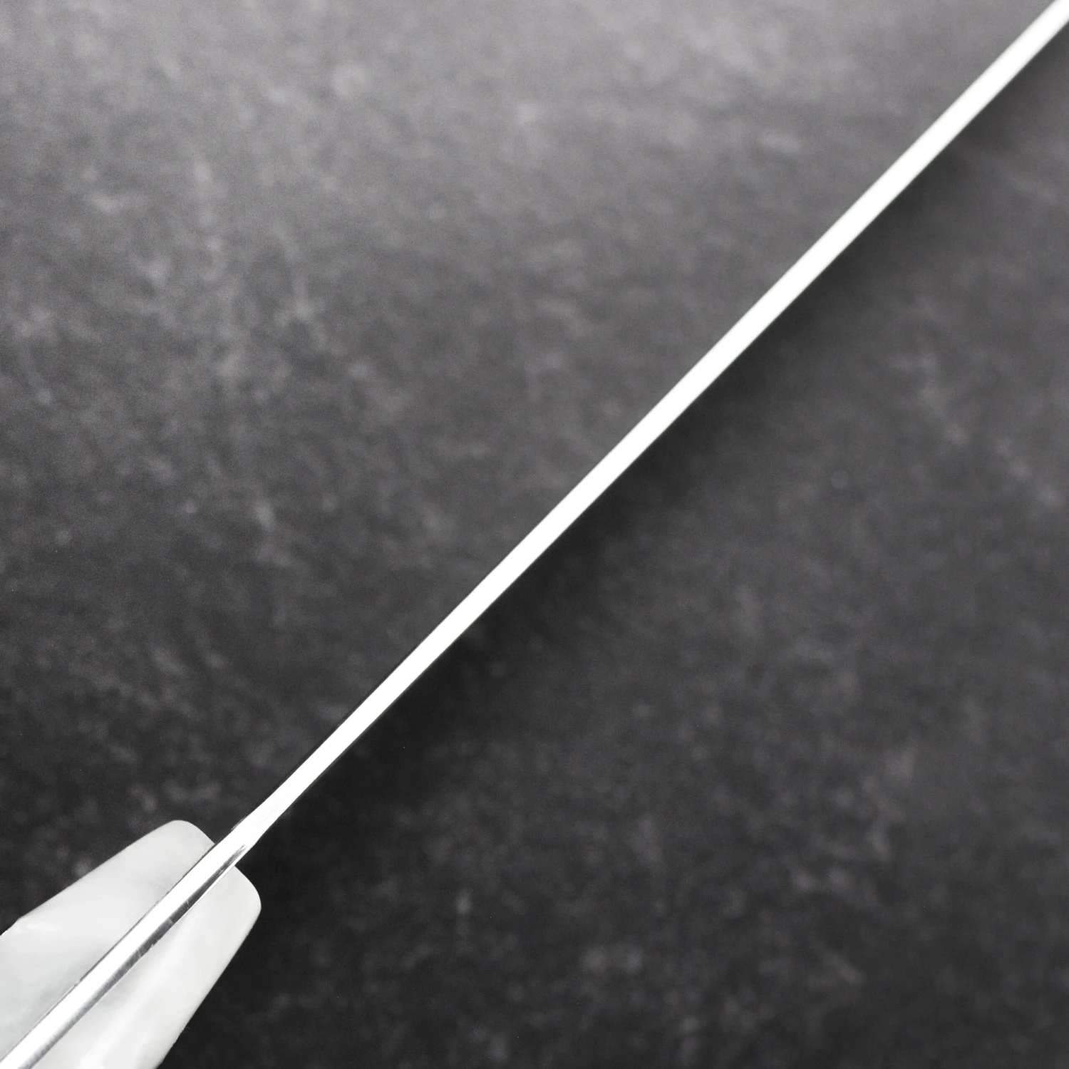 Middleton Pearl Echo 6" Santoku Knife 5 Middleton Pearl Echo 6" Santoku Knife - Image 3