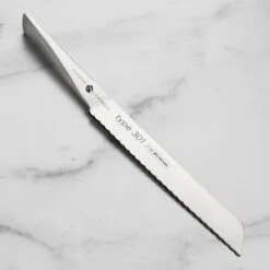 Chroma Type 301 8.5" Bread Knife -Zwilling Shop DSC 2134