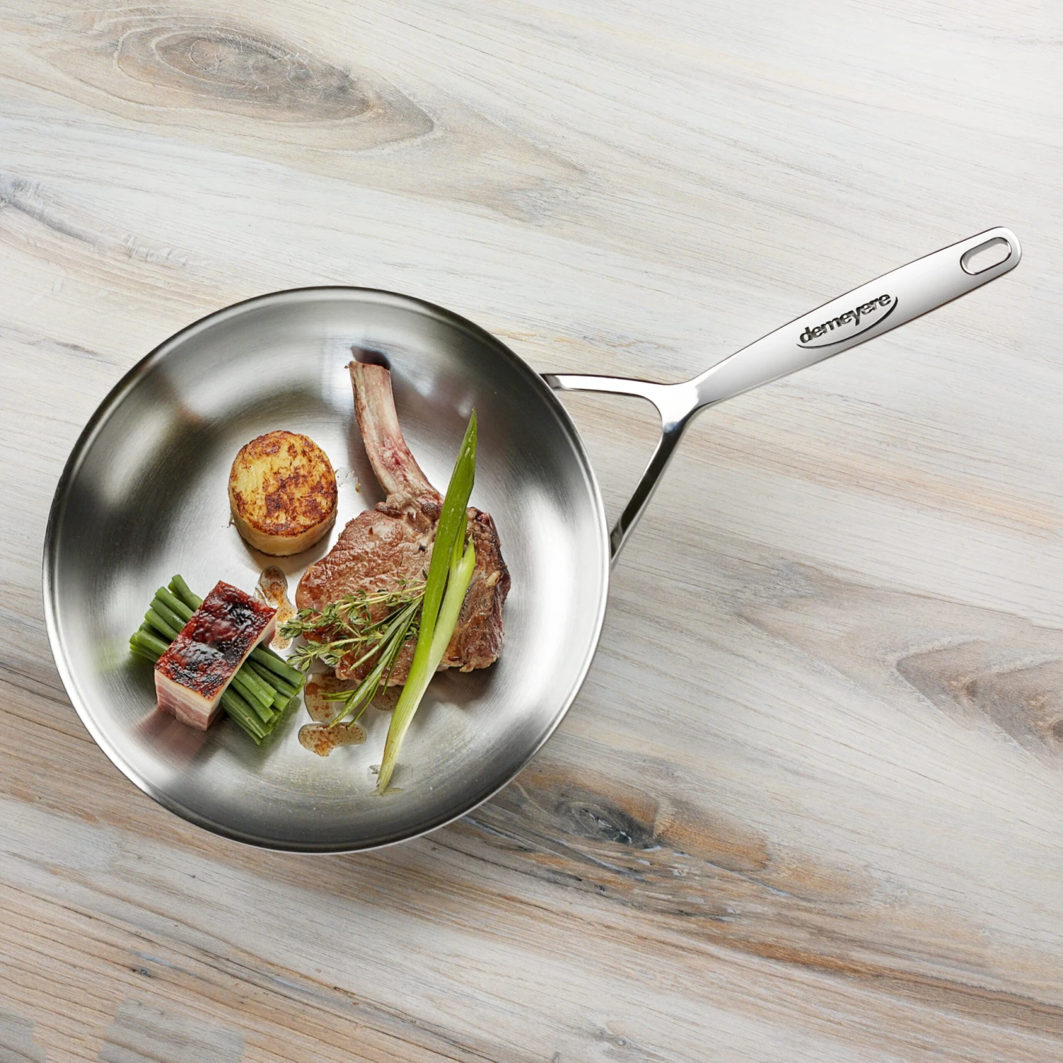 Demeyere 5-Plus 9.5" Stainless Steel Fry Pan 4 Demeyere 5-Plus 9.5" Stainless Steel Fry Pan - Image 2