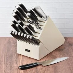 Enso HD 25 Piece Gray Ash Knife Block Set -Zwilling Shop DSC 3219 8c2cc82d b7f7 4b4c 93b8 b98035ea53b1
