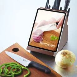 Victorinox Fibrox Pro 13 Piece Swivel Knife Block Set -Zwilling Shop DSC 4125