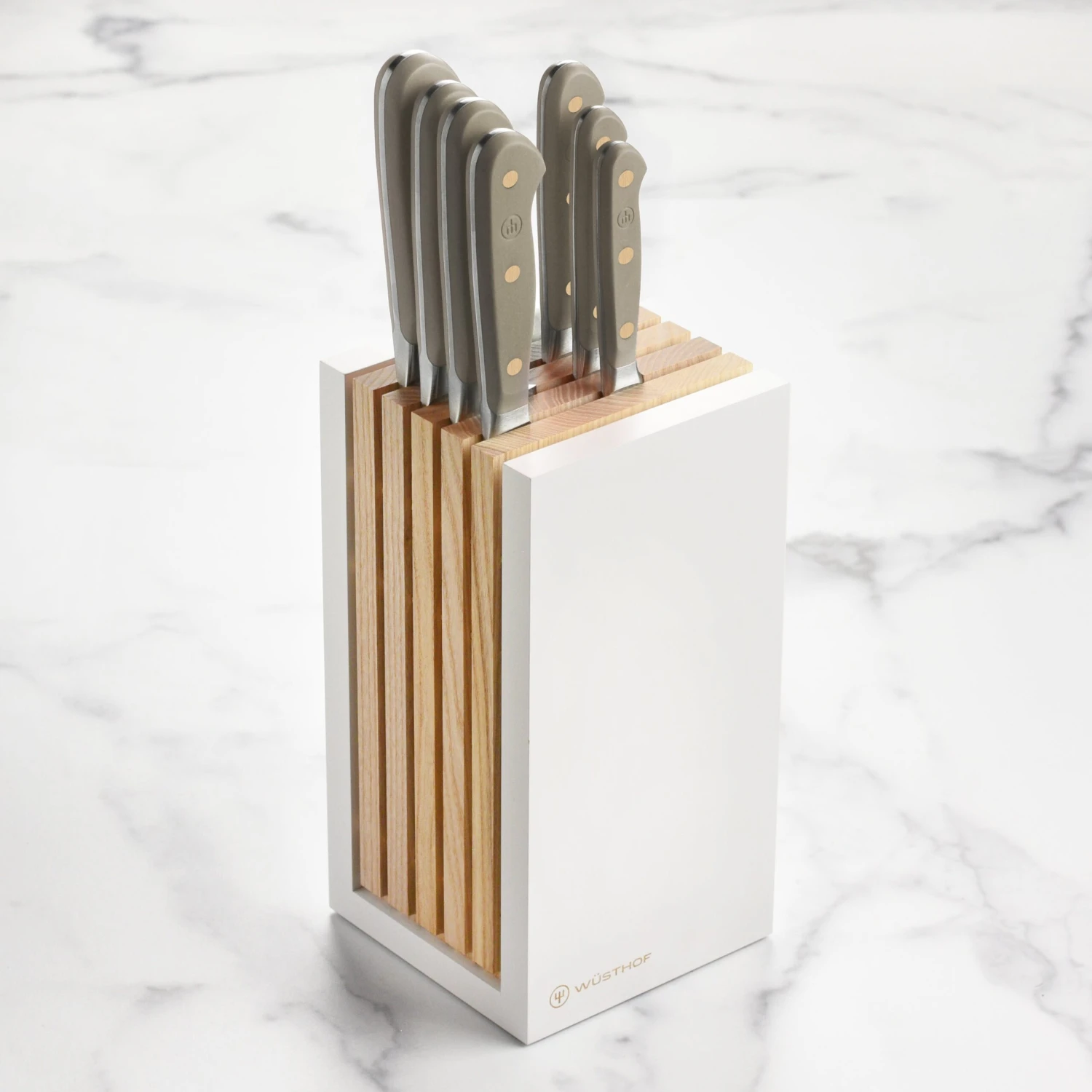 Wusthof Classic 8 Piece Velvet Oyster Knife Block Set 7 Wusthof Classic 8 Piece Velvet Oyster Knife Block Set - Image 5