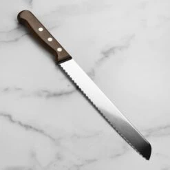 Victorinox Wood 8" Bread Knife -Zwilling Shop DSC 5779