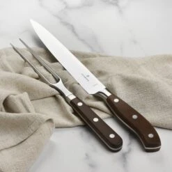 Victorinox Grand Maitre Wood 2 Piece Carving Set -Zwilling Shop DSC 5835