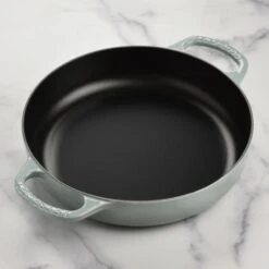 Le Creuset Signature Cast Iron 11" Sea Salt Everyday Pan -Zwilling Shop DSC 6192 2