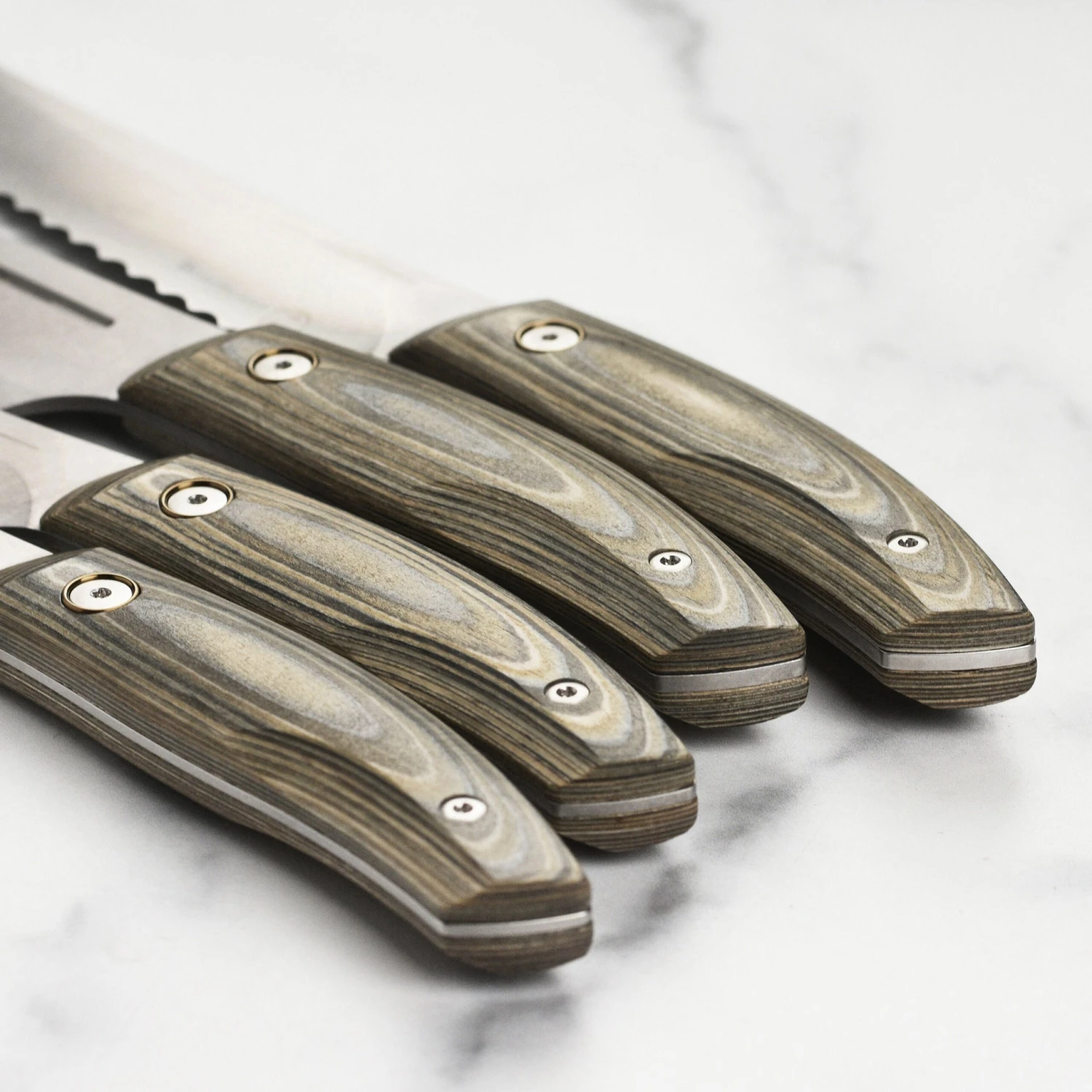 Messermeister Carbon 5 Piece Magnetic Knife Block Set 8 Messermeister Carbon 5 Piece Magnetic Knife Block Set - Image 6