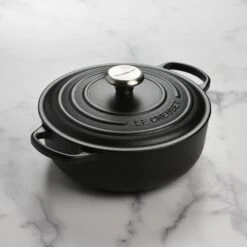 Le Creuset Signature Cast Iron 3.5-quart Licorice Sauteuse Dutch Oven -Zwilling Shop DSC 7722