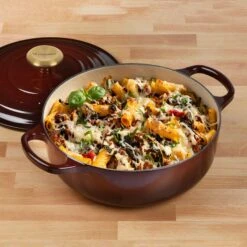 Le Creuset Signature Cast Iron 3.5-quart Rhone Sauteuse Dutch Oven -Zwilling Shop DSC 8095 0fb943ed 8628 4643 aec7 54c17dcd03fa