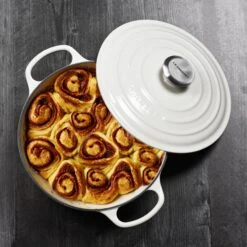 Le Creuset Signature Cast Iron 3.5-quart White Sauteuse Dutch Oven -Zwilling Shop DSC 8113