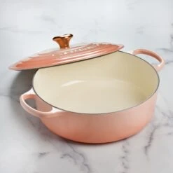 Le Creuset Signature Cast Iron 6.75-quart Peche Round Wide Dutch Oven With Copper Knob -Zwilling Shop DSC 8320 eba2ddaa 90ed 49f8 8c54 92e7be3caf09