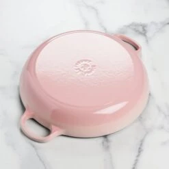 Le Creuset Signature Cast Iron 2.25-quart Shell Pink Petal Braiser -Zwilling Shop DSC 8329