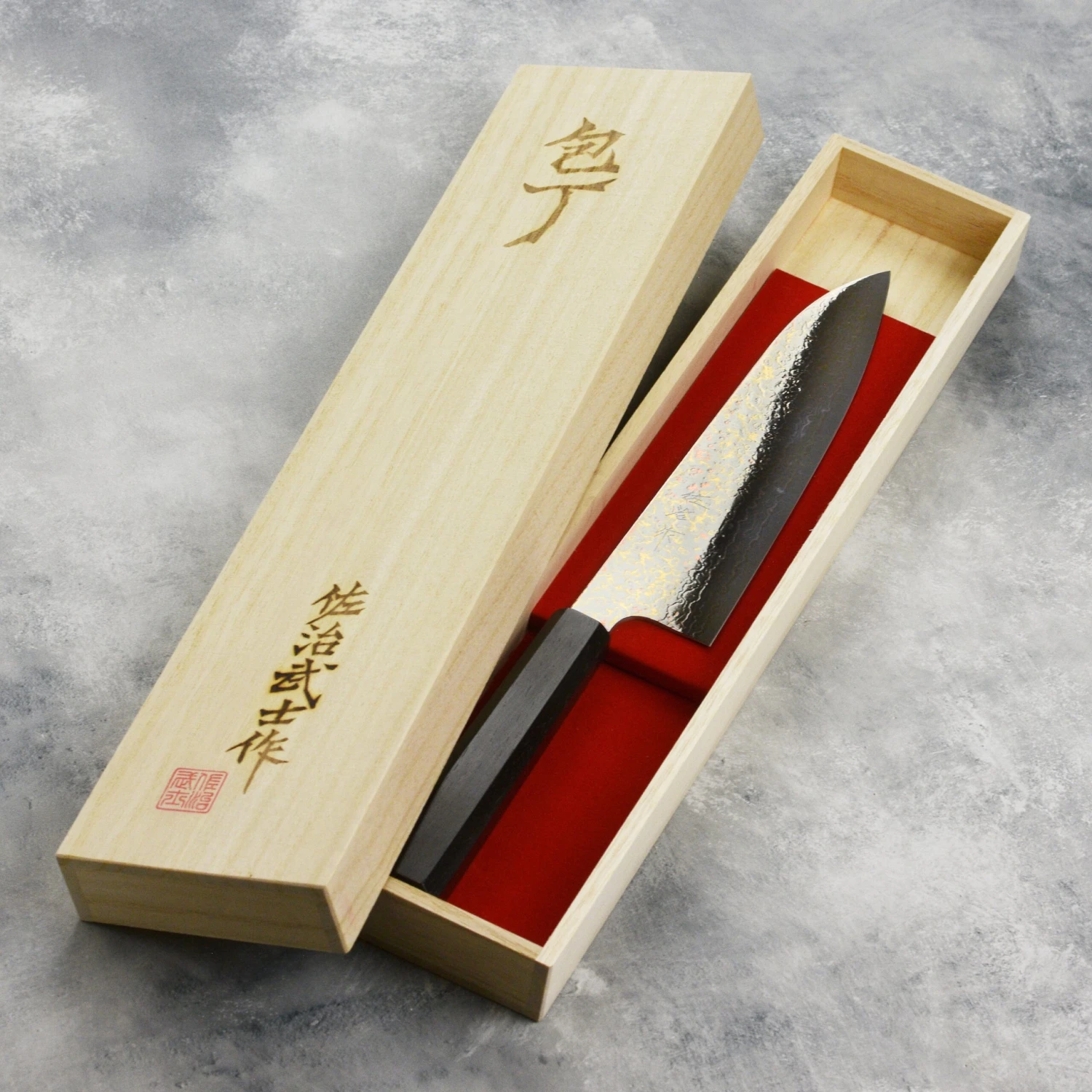 Saji Rainbow Damascus 8.25" Gyuto 6 Saji Rainbow Damascus 8.25" Gyuto - Image 4