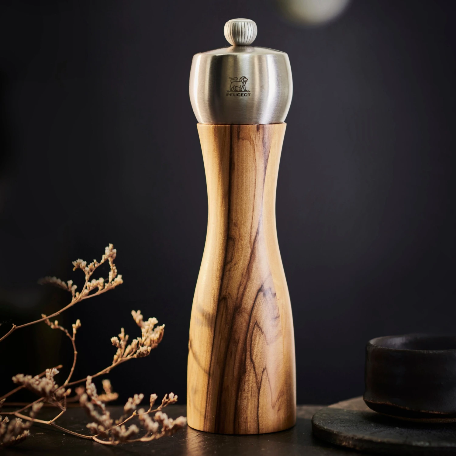 Peugeot Fidji 8.25" Olivewood Salt & Pepper Mill Set 9 Peugeot Fidji 8.25" Olivewood Salt & Pepper Mill Set - Image 7