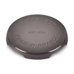 Le Creuset Signature Cast Iron 8.8" Oyster Round Trivet