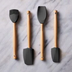 Le Creuset 5 Piece Oyster Silicone Utensil Set -Zwilling Shop RS8005 UTENSILS 540 ret 42552ce7 f5b0 4ab3 a5e1 037291961420