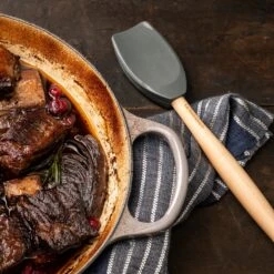 Le Creuset 5 Piece Oyster Silicone Utensil Set -Zwilling Shop RS9912 balsamic braisedshortribs 4