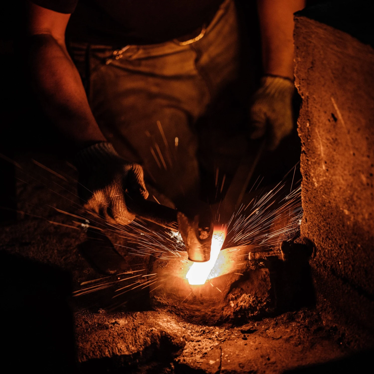 Takayuki Hammered Damascus 7.5" Bunka 12 Takayuki Hammered Damascus 7.5" Bunka - Image 10