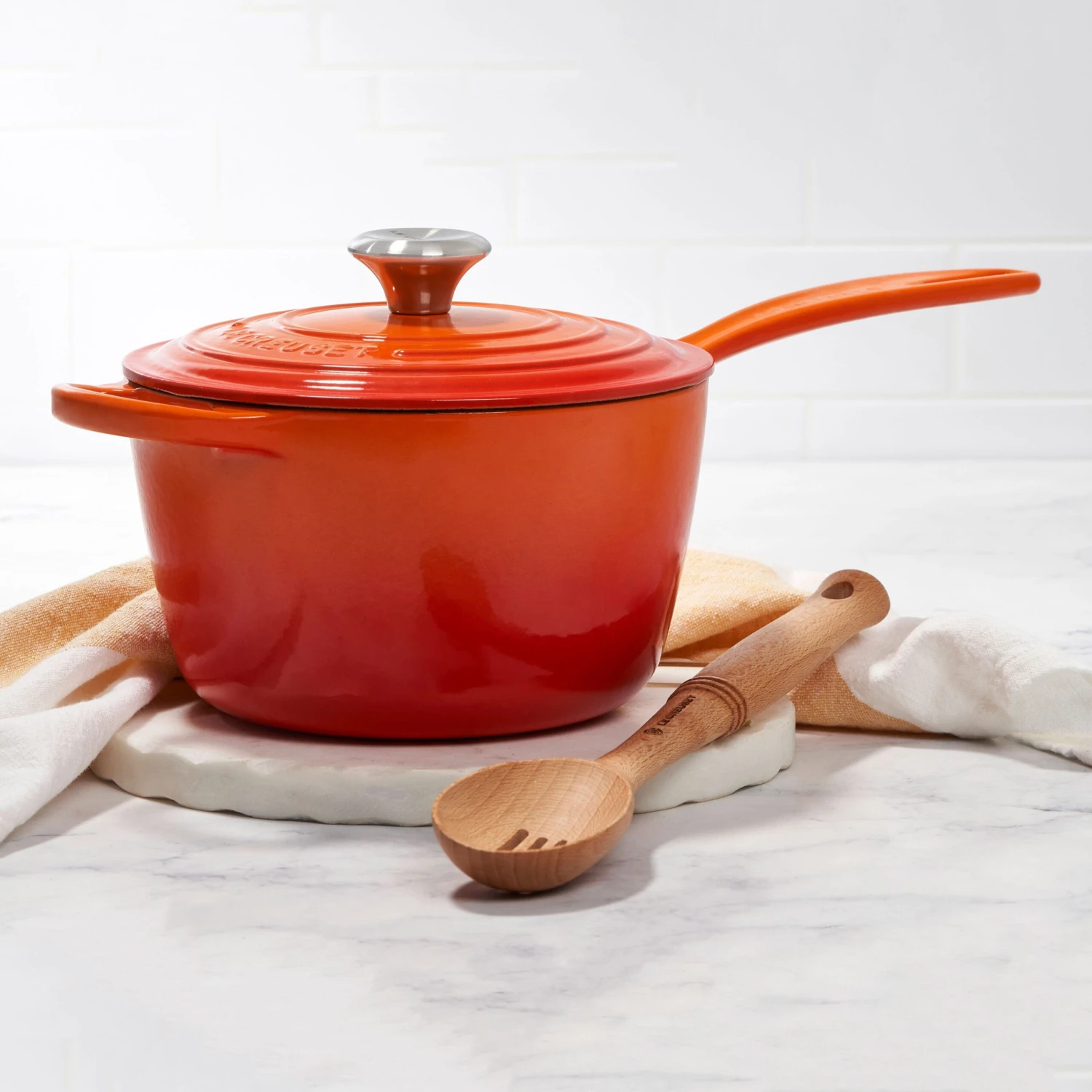 Le Creuset Signature Cast Iron 2.25-quart Flame Saucepan 4 Le Creuset Signature Cast Iron 2.25-quart Flame Saucepan - Image 2