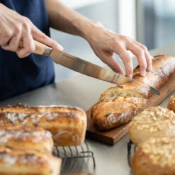 Suncraft Seseragi 8.75" Bread Knife, Right-Handed -Zwilling Shop bread knife seseragi MS 001 008