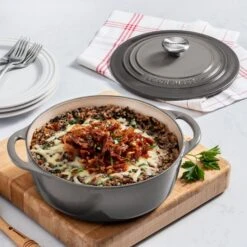 Le Creuset Cast Iron 2.75-quart Oyster Shallow Round Dutch Oven -Zwilling Shop o3