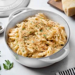 Le Creuset Cast Iron 2.75-quart White Shallow Round Dutch Oven -Zwilling Shop w